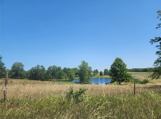 Ridge Ave, Gallatin, MO 64640