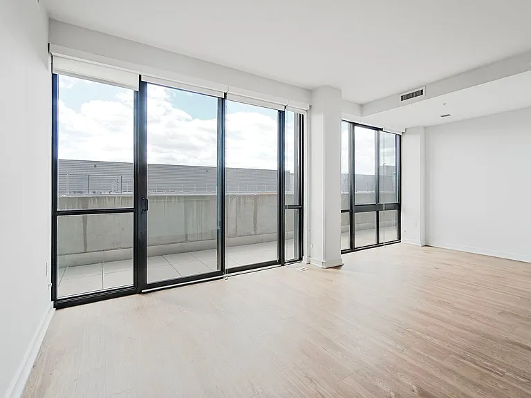 1625 Eckington Pl NE #Penthouse 117 — Photo 6
