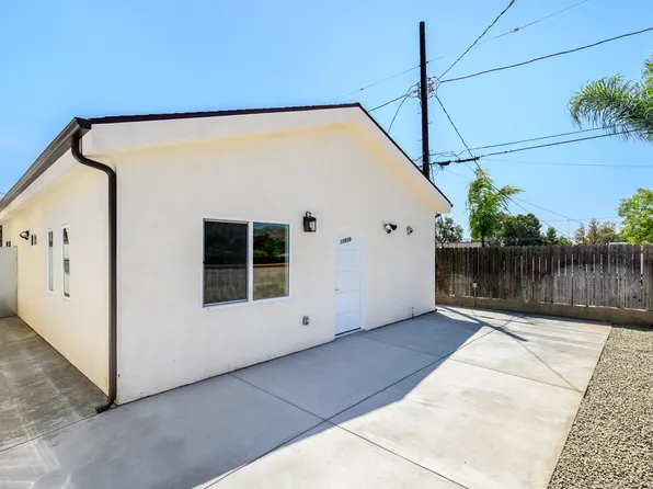 10939 Nassau Ave, Sunland, CA 91040
