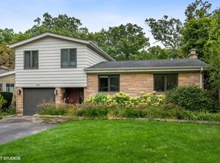 466 Orchard Ln, Highland Park, IL 60035
