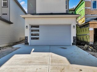 266 Munn Way, Leduc, AB T9E 0J9