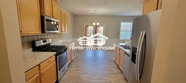 996 Maple Leaf Dr — Photo 17