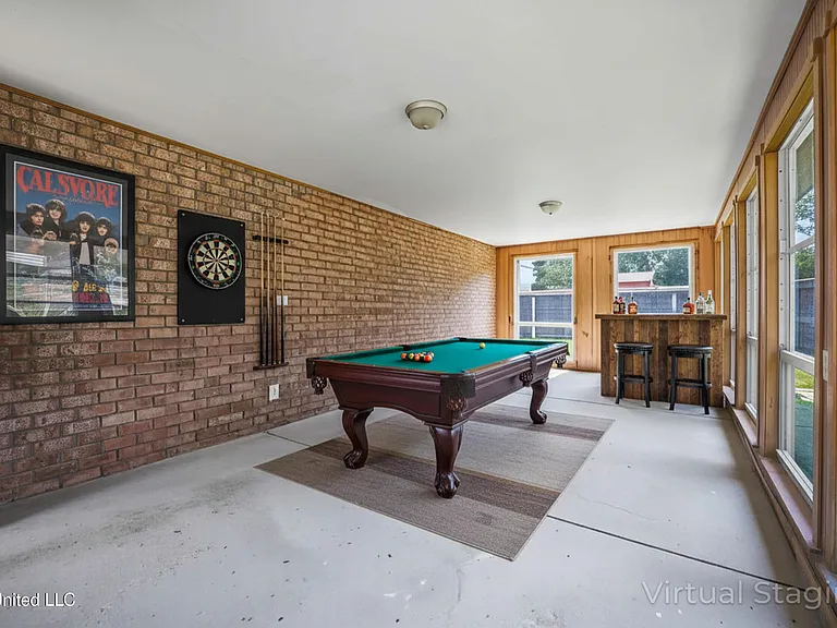 15301 Parker Rd — Photo 50