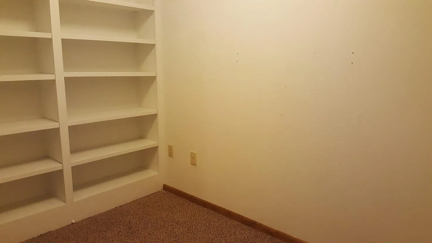3 bed, 2.5 bath, 1575 sqft, $2,200 — Photo 1