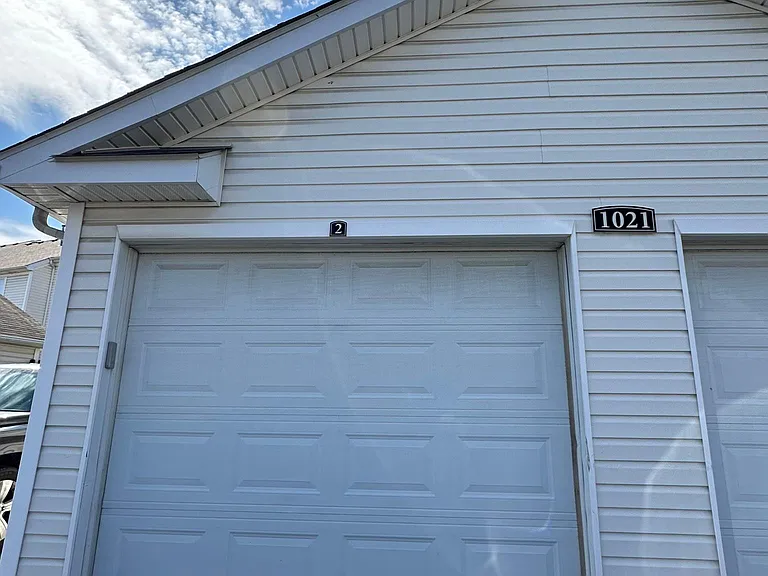 1020 Hartford Village Blvd — Photo 26