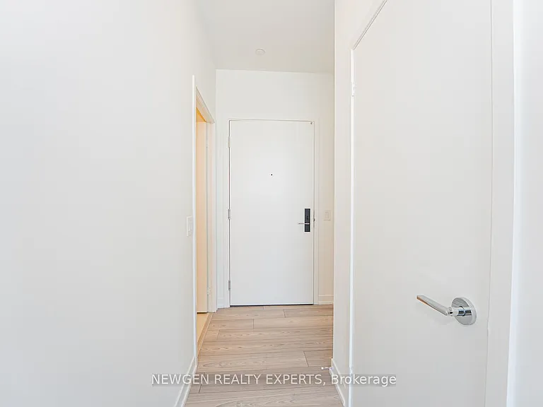 285 Dufferin St #1203 — Photo 17