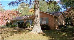 1st image of 437 Gaylewood Dr
