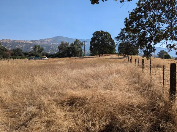 160250 E Kings Canyon Rd, Squaw Valley, CA 93675