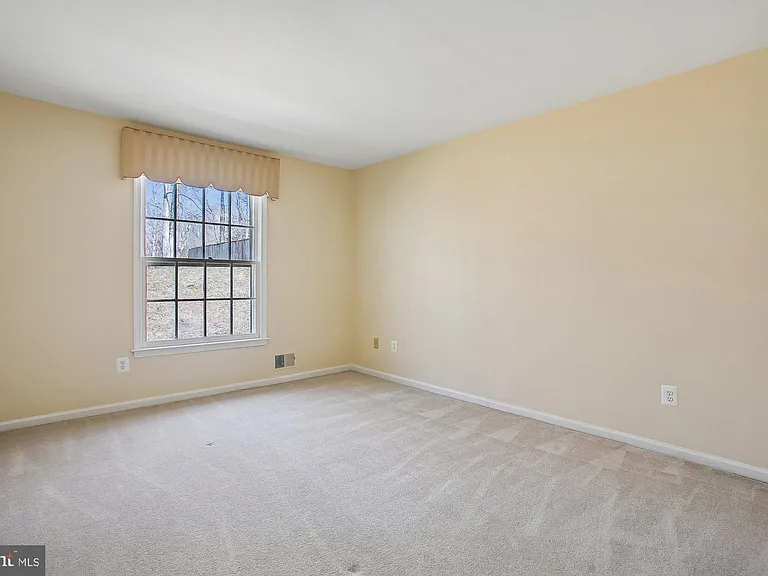 6604 Tina Ln — Photo 25