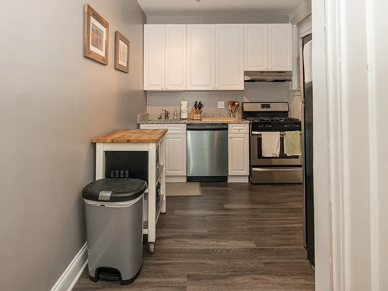 632 W Stratford Pl #S3 — Photo 2