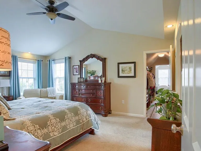 834 Northern Spy Dr — Photo 11