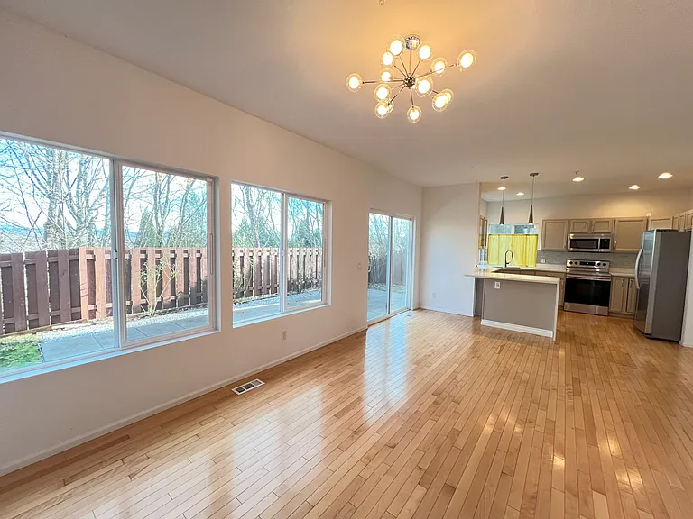 4113 S 220th Pl — Photo 5