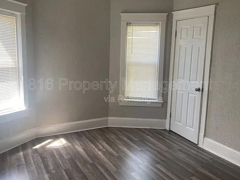 2702 Peery Ave #2E — Photo 1