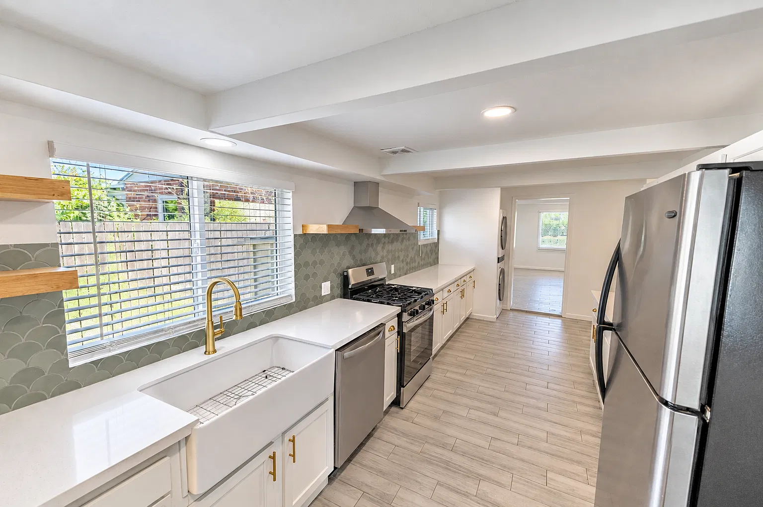 4 bed, 2.0 bath, 1639 sqft, $2,395 — Photo 1