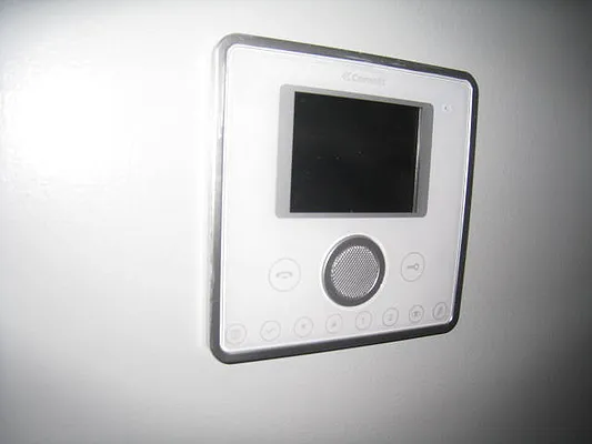 Rented by Alexiou Realty | media 14