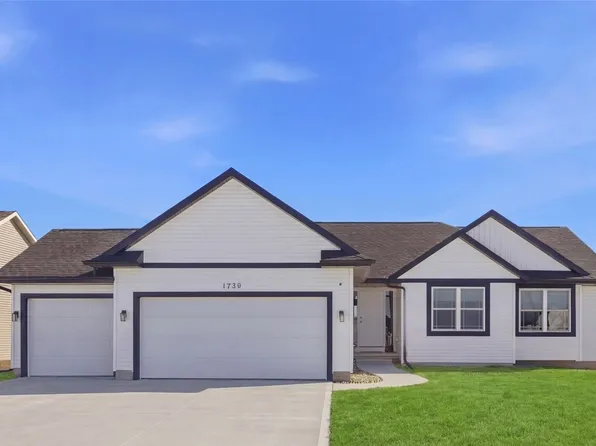1730 Scarlet Sage Dr SW, Cedar Rapids, IA 52404
