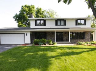 1605 Chatham Ave, Arden Hills, MN 55112