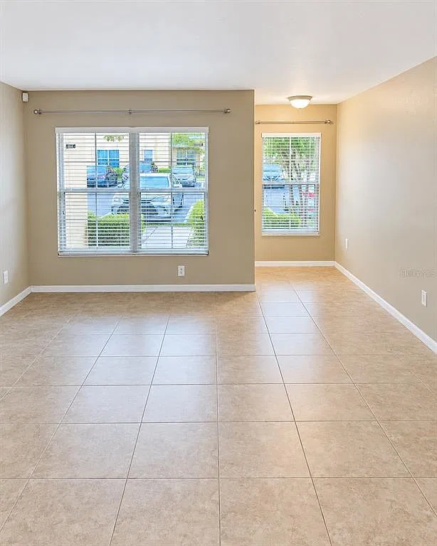 2 bed, 2.5 bath, 1496 sqft, $1,695 — Photo 2