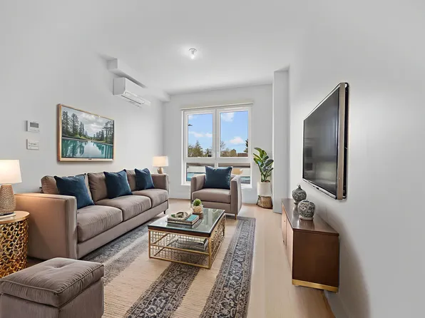 77-63 Vleigh Place image 3 of 16