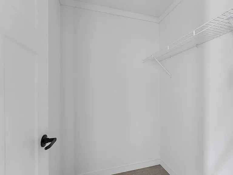 408 NW 8th St — Photo 10