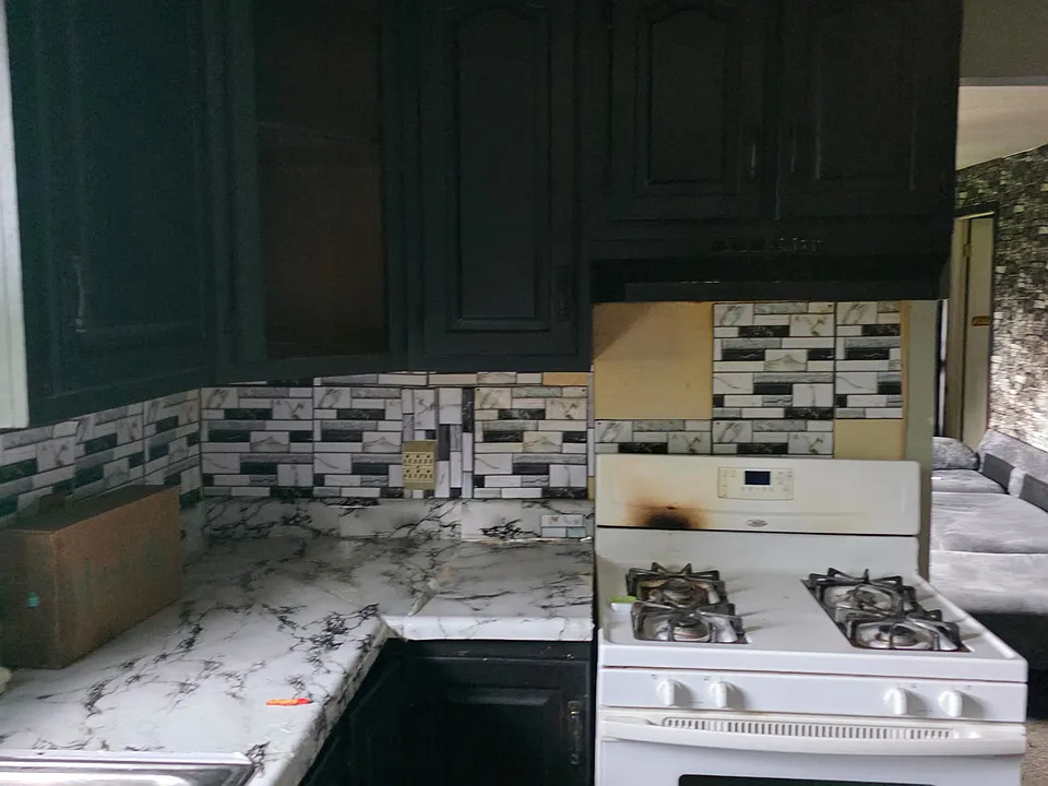 132 N 23rd Pl