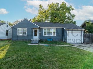 851 N Old Manor Rd, Wichita, KS 67208