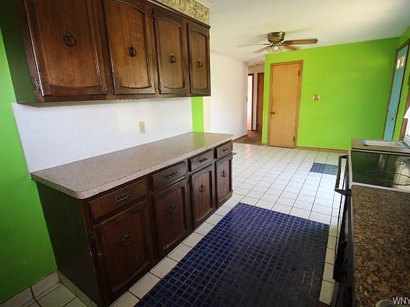 4th image of 1037 98th St