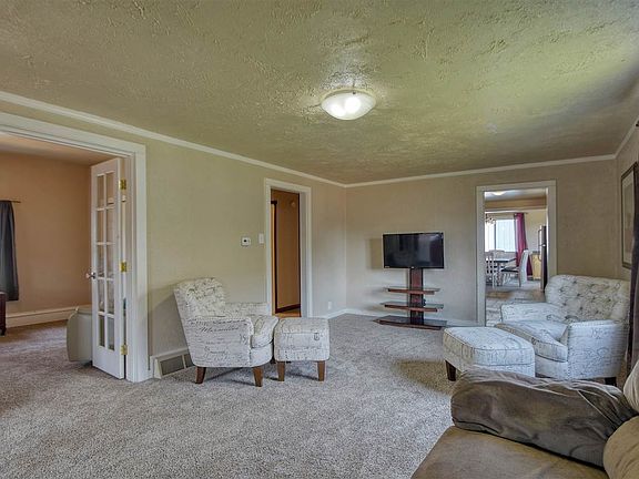 5th image of 1020 W York Ave