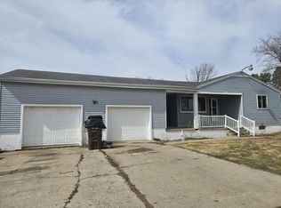 1101 N Waverly Rd, Dimondale, MI 48821