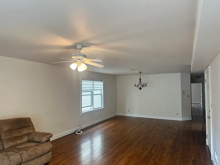 24 Wales Ave — Photo 2