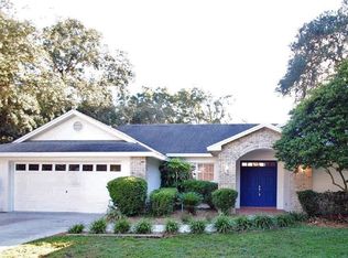 1510 Waterwood Dr, Lutz, FL 33559