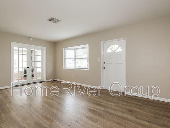 5th image of 1137 56th Ave N