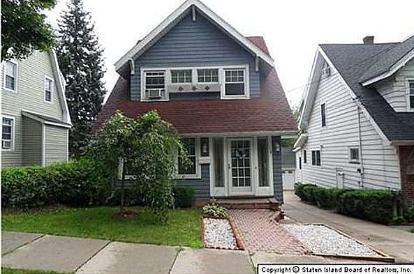 1st image of 114 Grand Ave