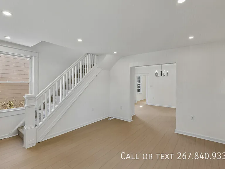 507 Washburn Ave — Photo 3