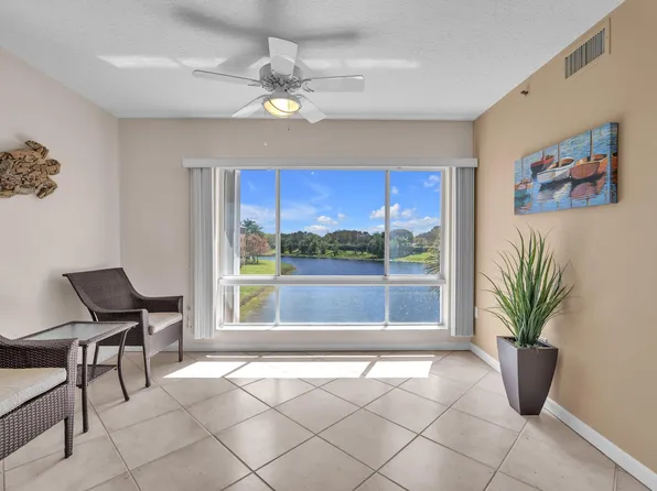 5842 Crystal Shores Drive #302, Boynton Beach, FL 33437
