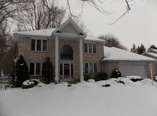 336 Woodmill Dr, Rochester, NY 14626