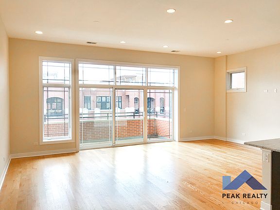 4th image of 1400 W Chicago Ave #1412-4W