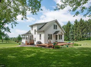 15333 280th St, Lindstrom, MN 55045