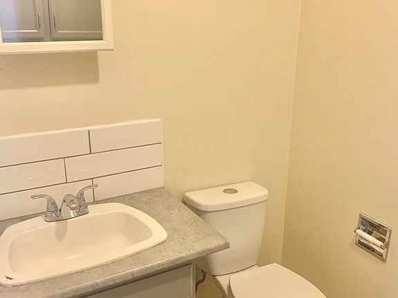 5th image of 3919 45th St #6