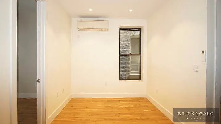 Rented by BRICK & GALO REALTY CORP | media 31