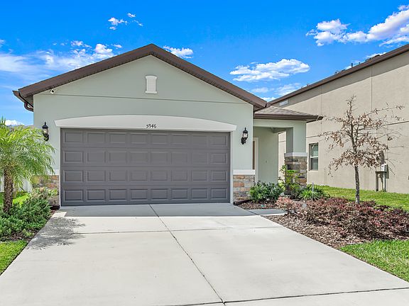 3rd image of 5946 Sweet Birch Dr