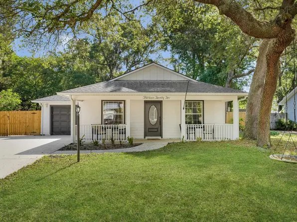 1322 Truman Dr, Saint Augustine, FL 32084