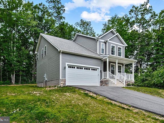 3rd image of 216 Saylers Creek Rd