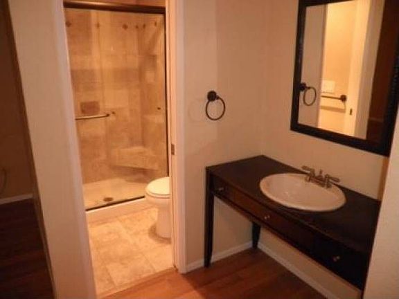 Master Vanity/Bathroom