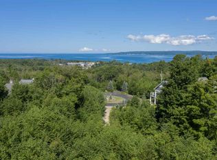 1090 Grand Rdg #16, Petoskey, MI 49770