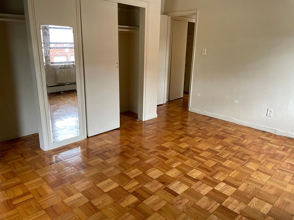 1st image of 2375 Hudson Ter APT 4C