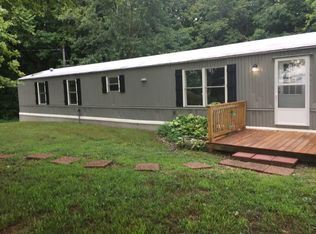 432 Buttermilk Hollow Rd, Bethpage, TN 37022