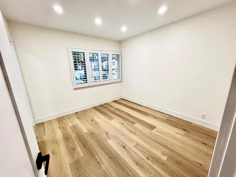 21360 Avenue San Luis — Photo 24