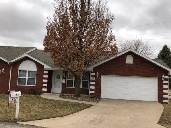 918 S Chicago St, Geneseo, IL 61254