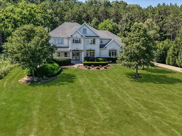 16556 Pine Hill Dr, Homer Glen, IL 60491